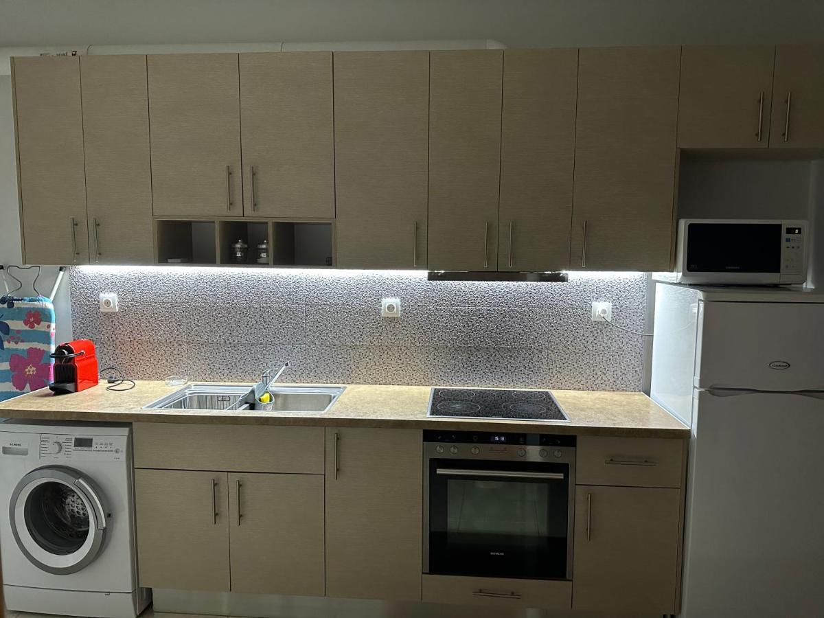 Apartament Καλαισθητο Διαμερισμα Διπλα Στο Μετρο Ateny Zewnętrze zdjęcie